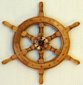 Une image contenant cercle, intérieur, en bois, art

Description générée automatiquement